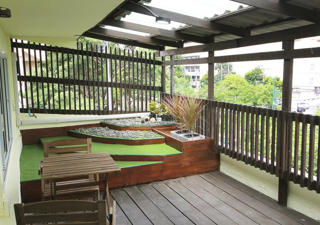 The Serene House Bangkok Buitenkant foto